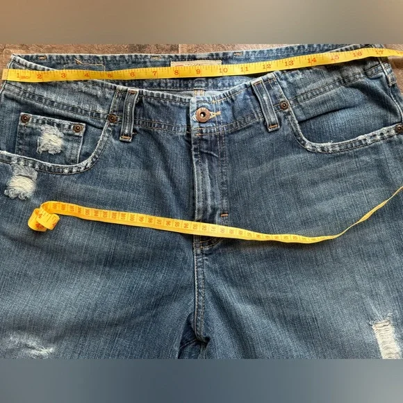 BKE Blue Ankle Cropped Capris  Distressed Casual - Picture 3 of 7